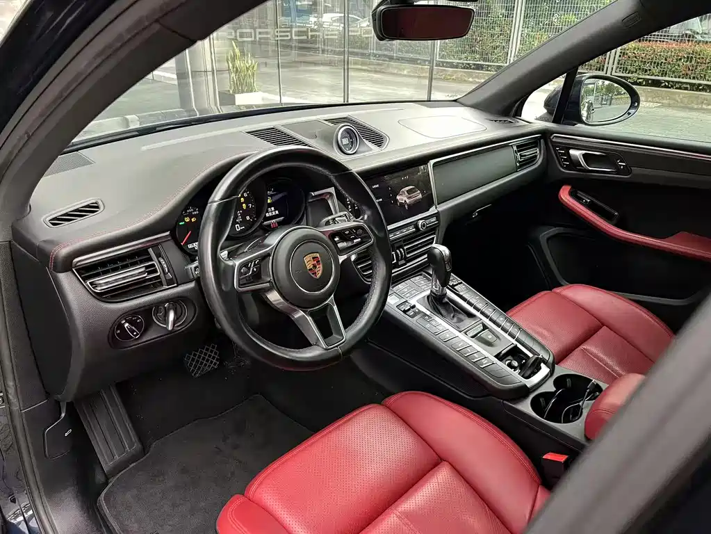 Porsche Macan 2019 — фото 7
