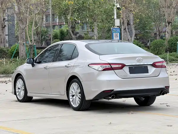 Toyota Camry 2019