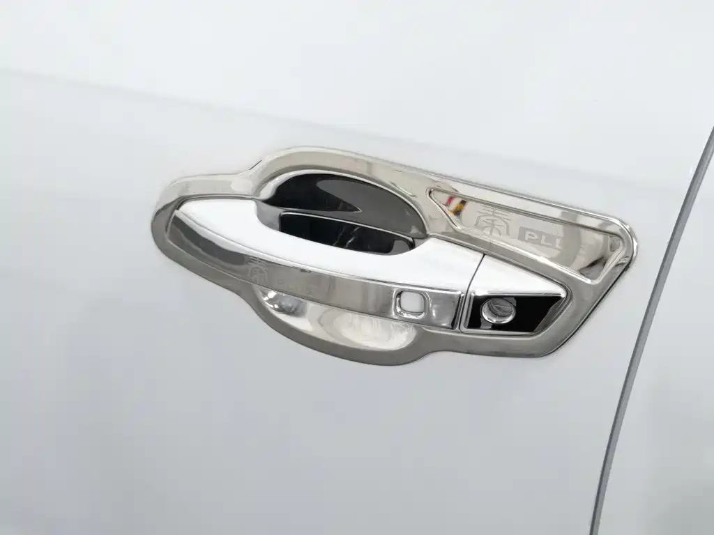 BYD Qin PLUS 2023 — фото 18