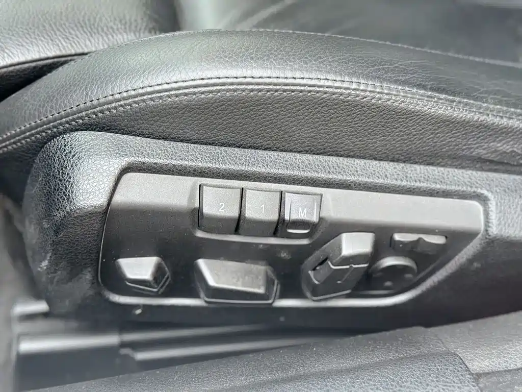 BMW 6 Series 2014 — фото 10