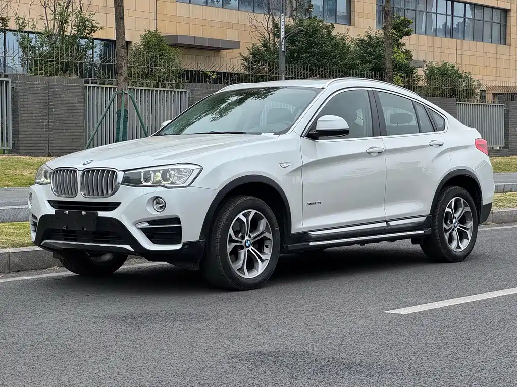 BMW X4 2015 — фото 1