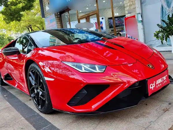 Lamborghini Huracan 2021