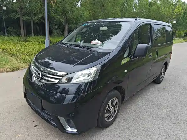 Nissan NV200 2018