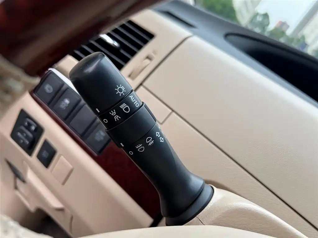 Toyota Previa 2018 — фото 31