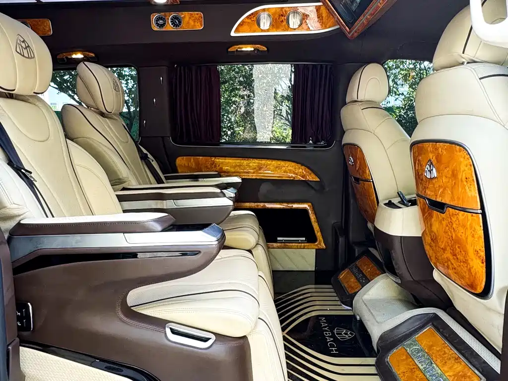 Mercedes-Benz Vito 2023 — фото 10