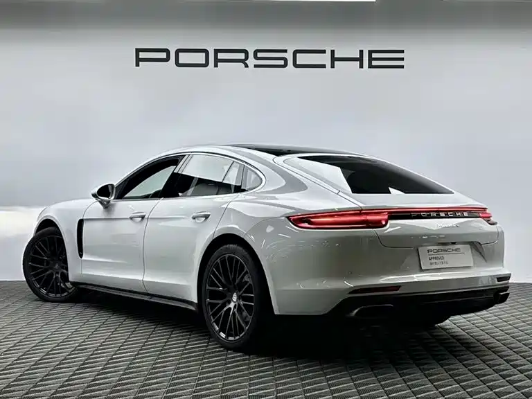 Porsche Panamera 2021 — фото 6