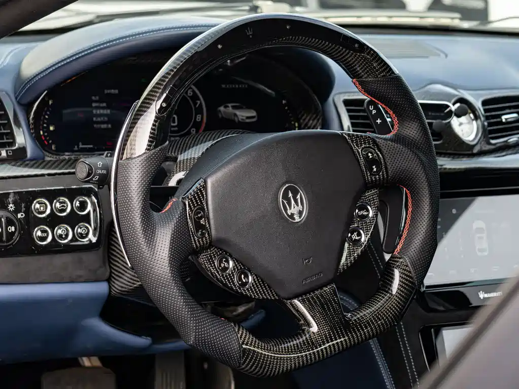 Maserati GranTurismo 2013 — фото 15