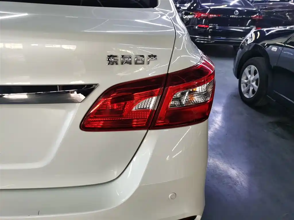 Nissan Sylphy 2019 — фото 6