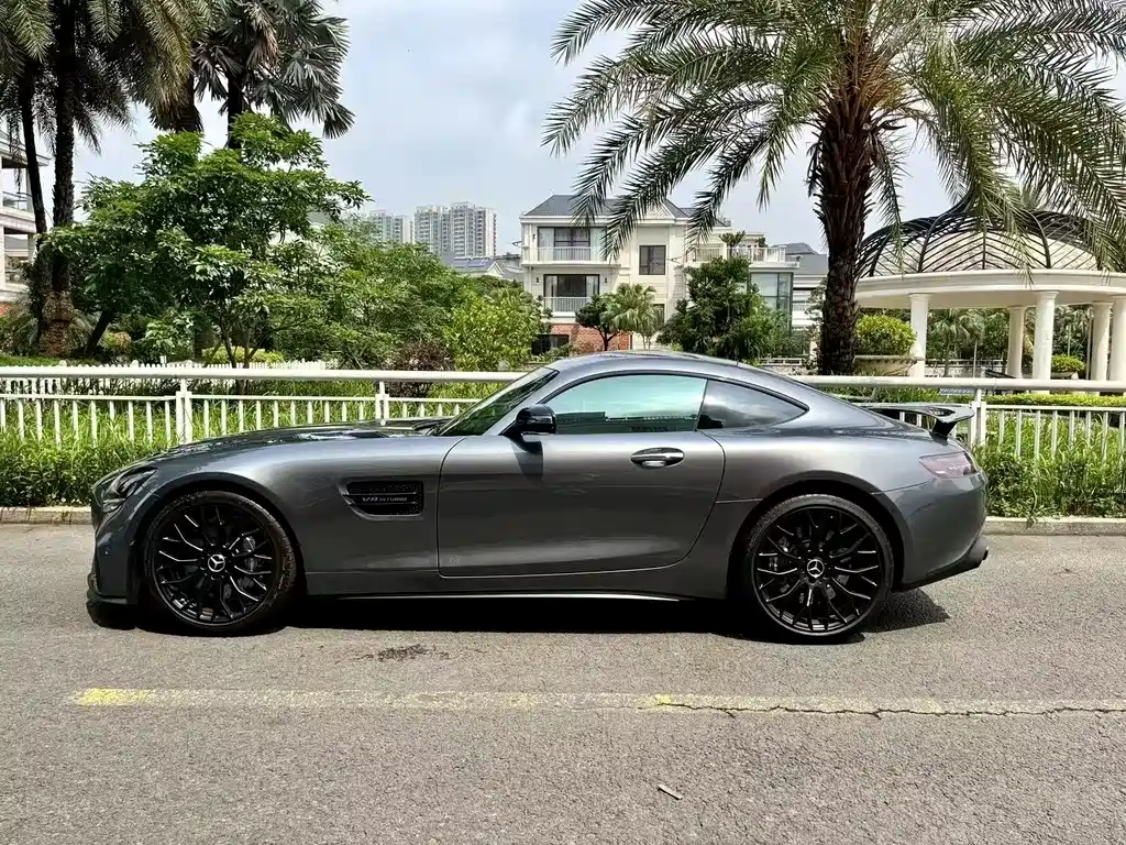 Mercedes-Benz AMG GT 2022 — фото 3