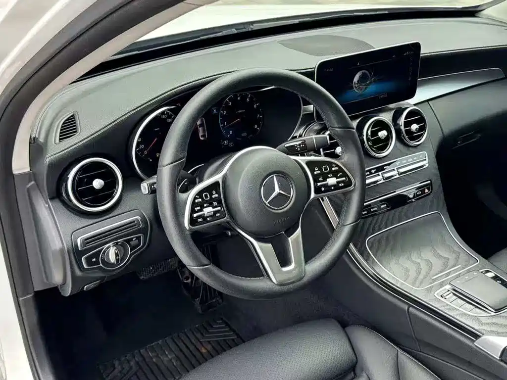 Mercedes-Benz C-Class 2019 — фото 5
