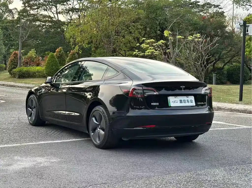 Tesla Model 3 2023 — фото 7