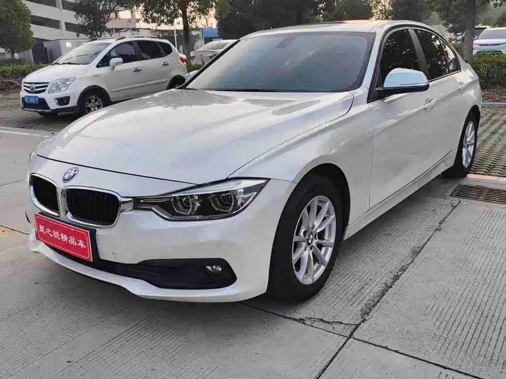 BMW 3 Series 2016 — фото 1