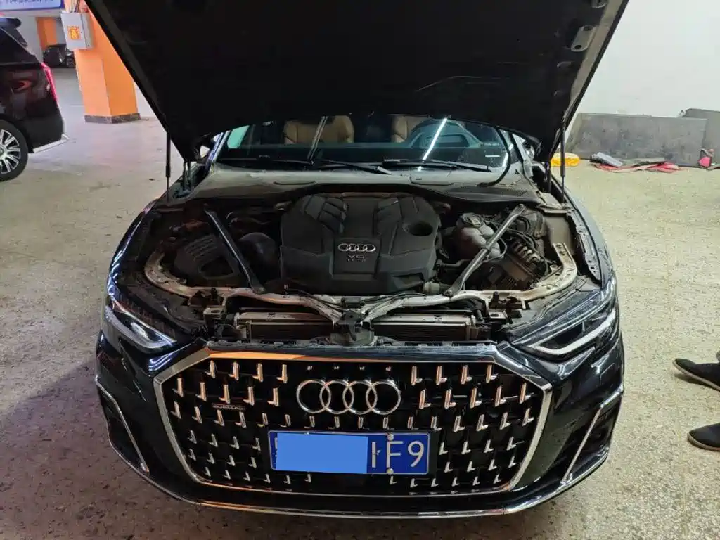 Audi A8 2024
