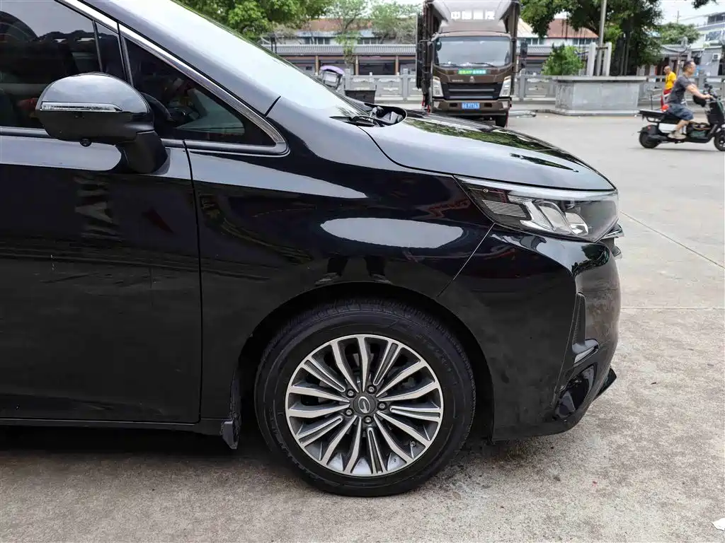 GAC Motor Trumpchi M6 2019 — фото 30