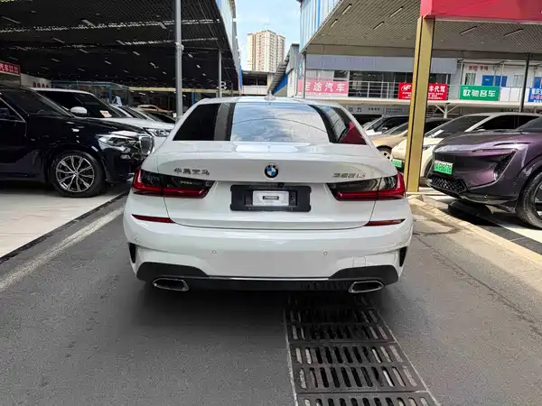 BMW 3 Series 2022