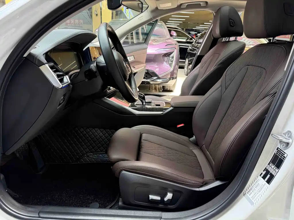 BMW 3 Series 2022 — фото 8