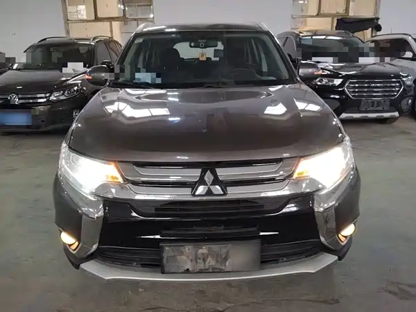 Mitsubishi Outlander 2017