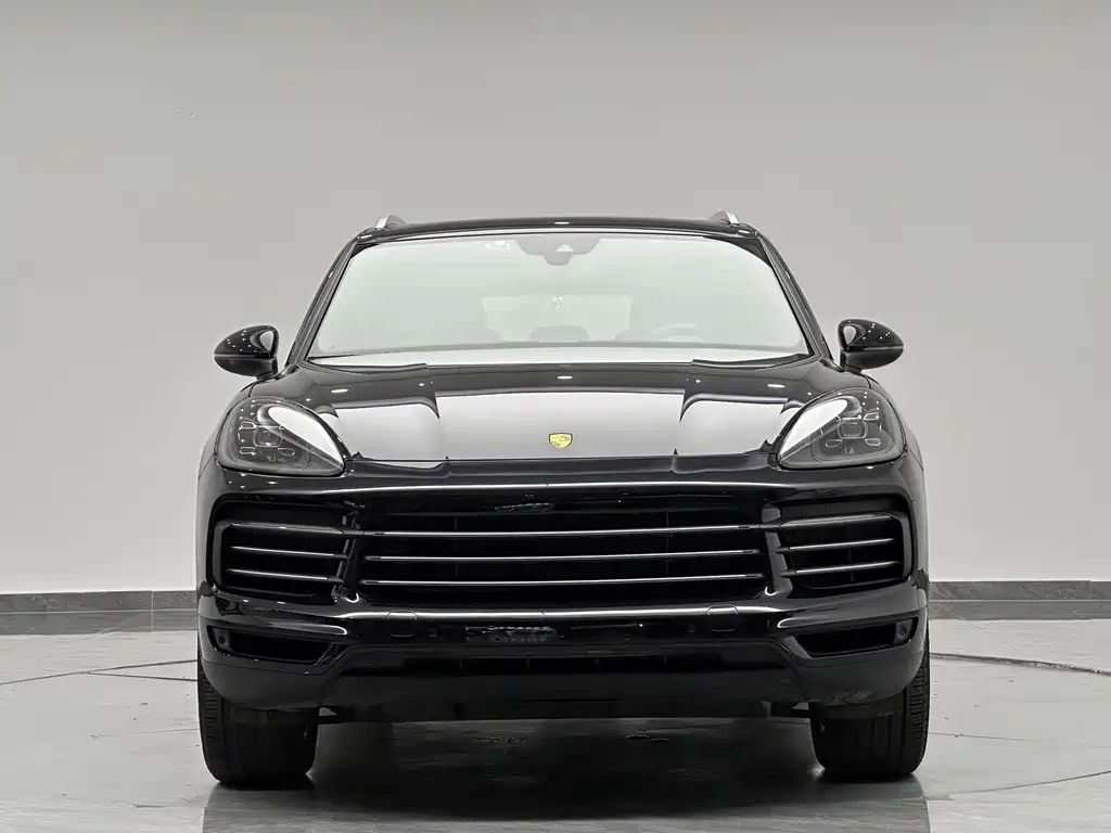 Porsche Cayenne 2018 — фото 2