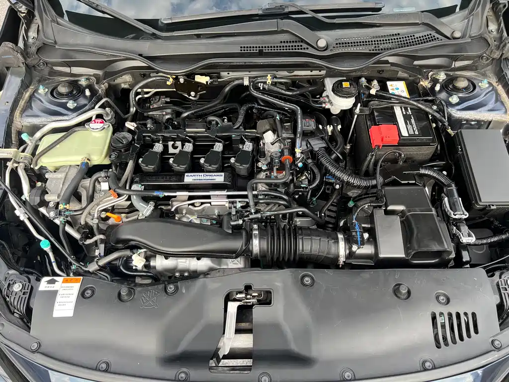 Honda Civic 2019 — фото 18
