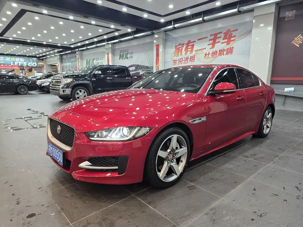 Jaguar XE 2016 — фото 2