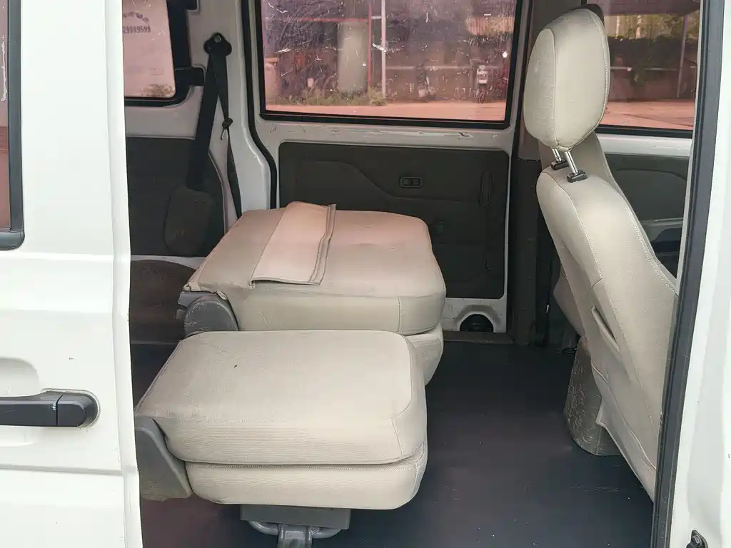 Wuling Rongguang V 2018 — фото 10