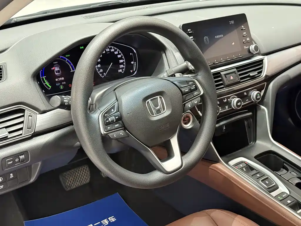 Honda Inspire 2020 — фото 10
