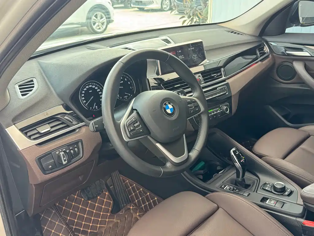 BMW X1 2020 — фото 18