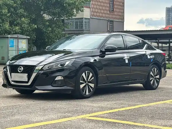 Nissan Teana 2022