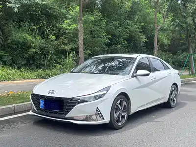 Hyundai Elantra 2021