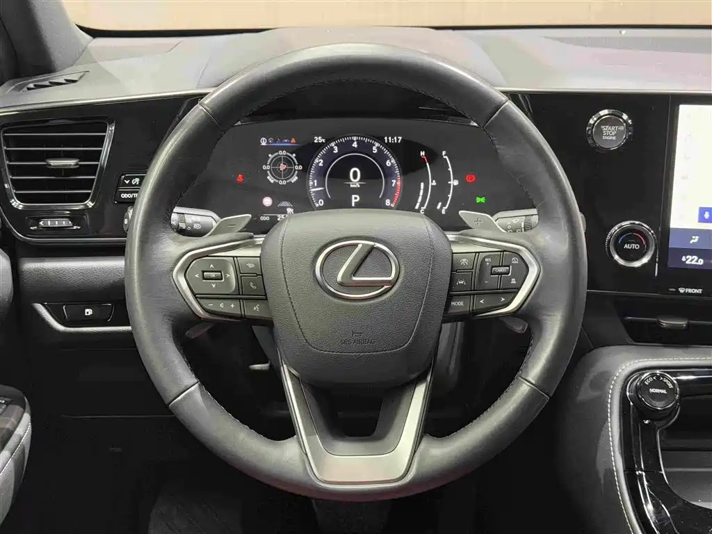 Lexus NX 2023 — фото 16