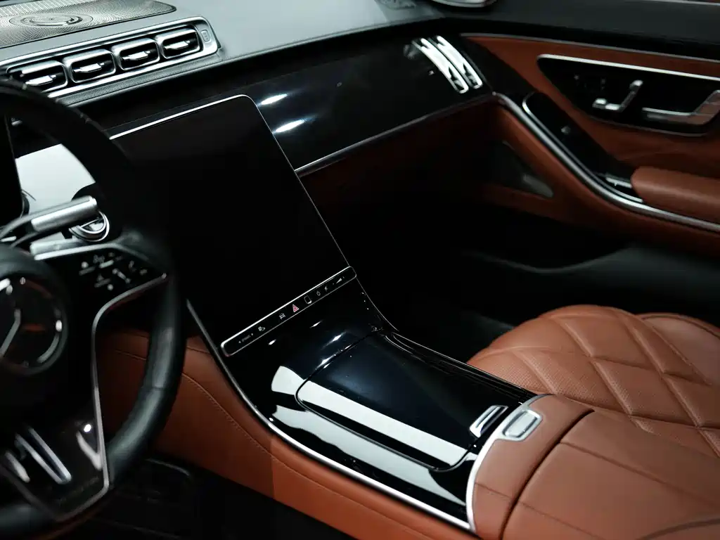 Mercedes-Benz Maybach S-Class 2023 — фото 27