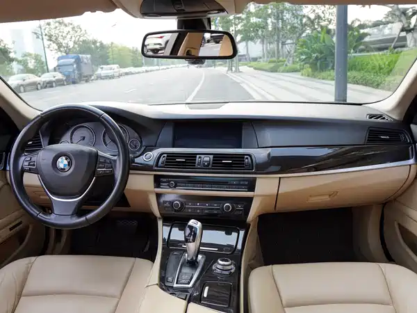 BMW 5 Series 2011