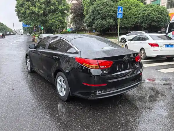 Kia K5 2019
