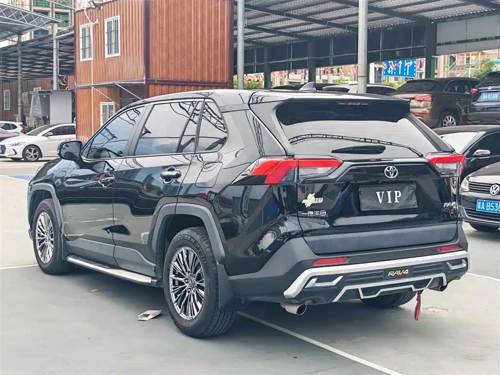 Toyota RAV4 2023
