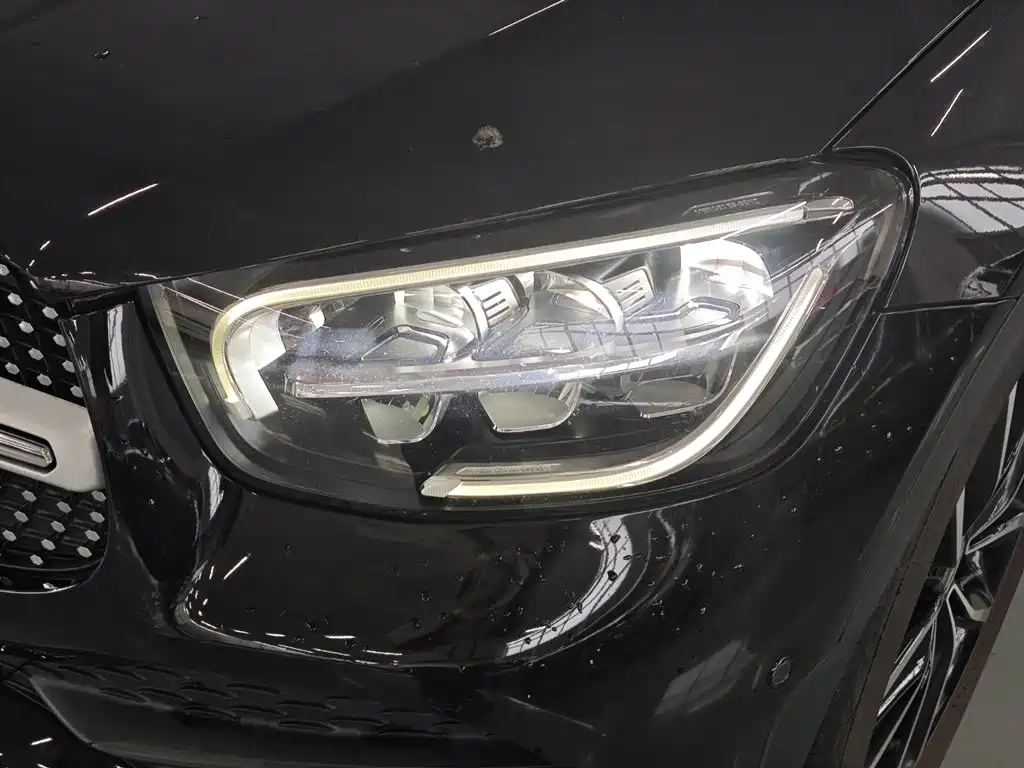 Mercedes-Benz GLC 2020 — фото 24