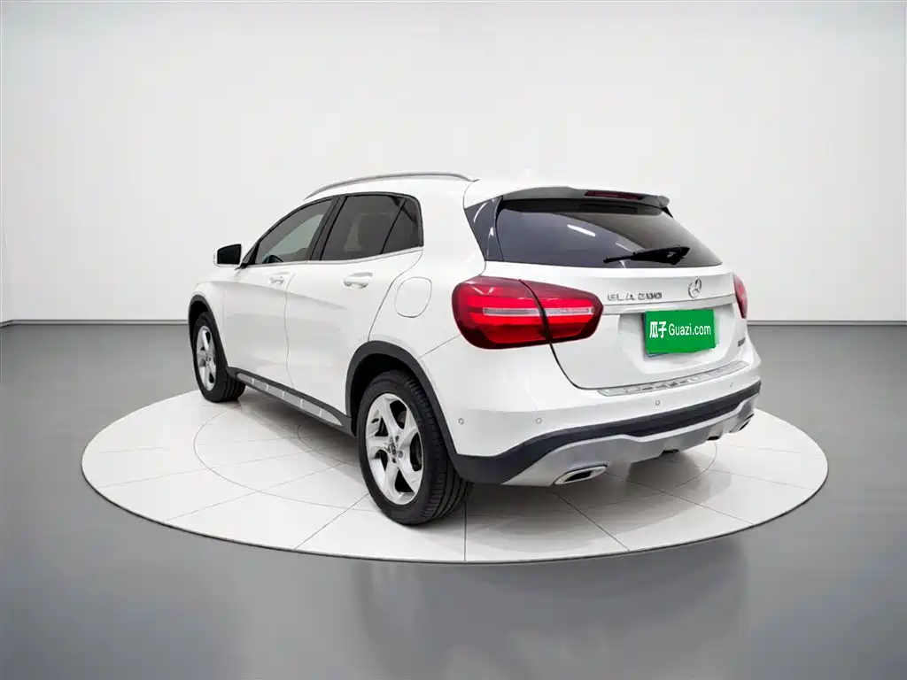 Mercedes-Benz GLA 2018 — фото 5
