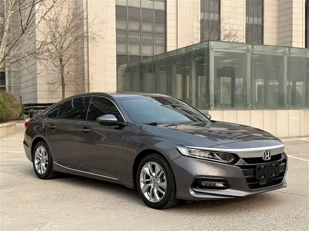 Honda Accord 2020 — фото 11