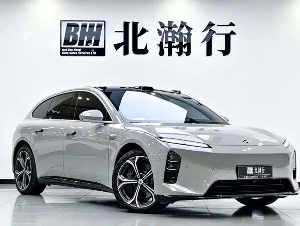 NIO ET5T 2025
