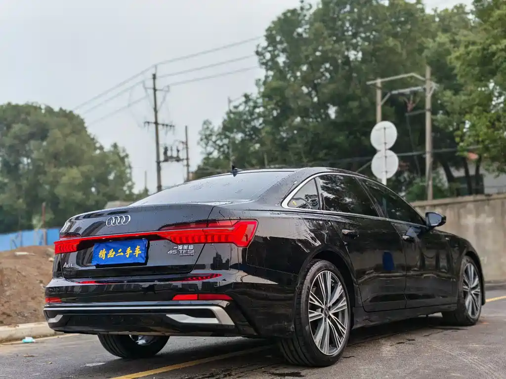 Audi A6L 2023 — фото 4