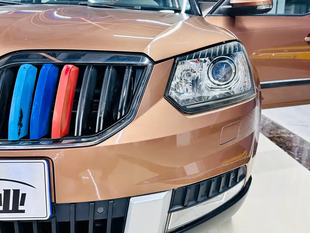 Skoda Yeti 2014 — фото 8