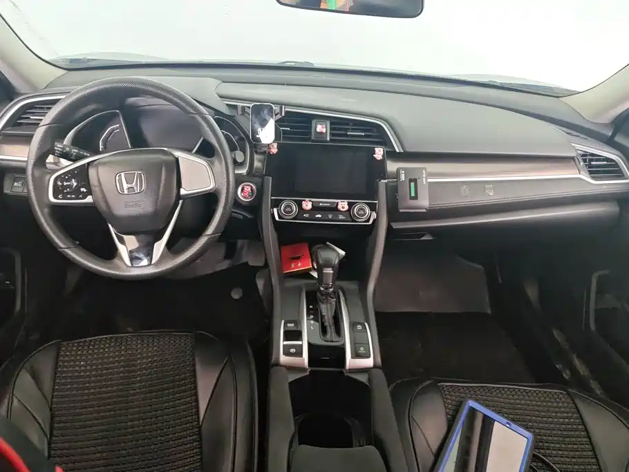 Honda Civic 2020 — фото 12