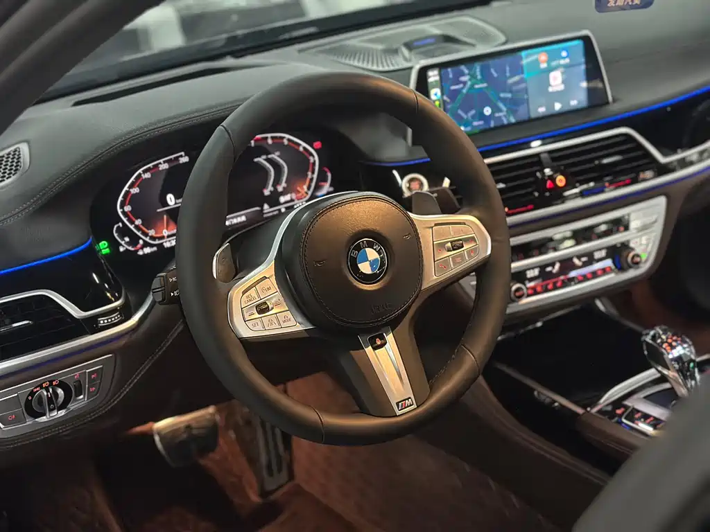 BMW 7 Series 2025 — фото 13
