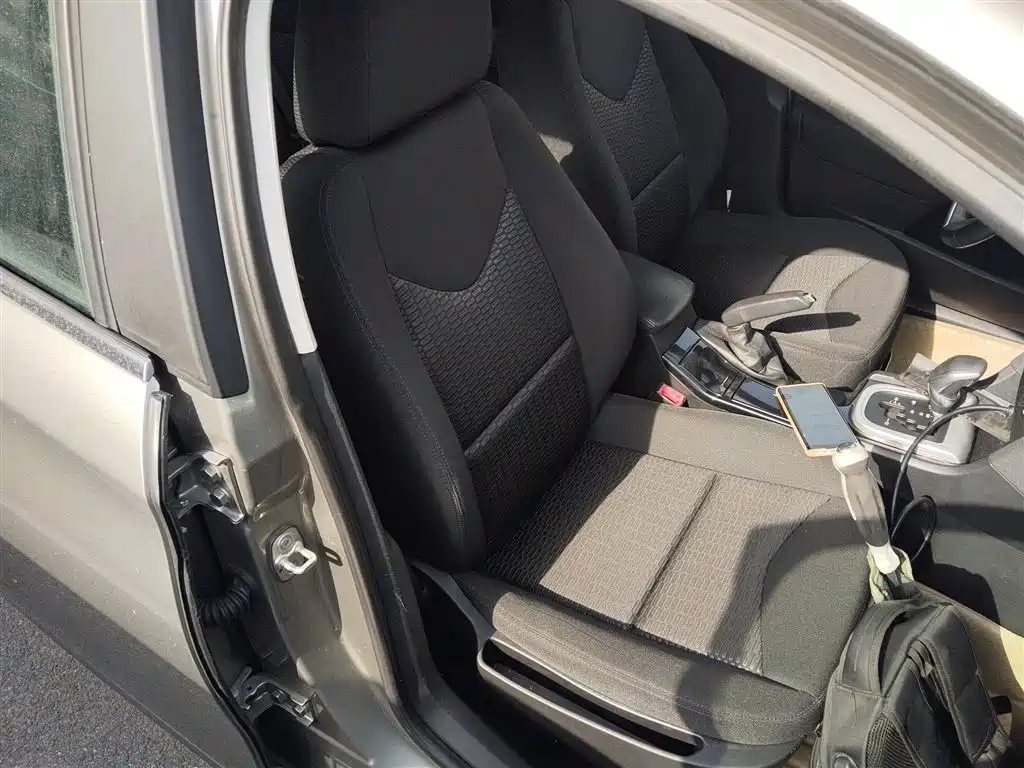 Citroen C4L 2015 — фото 20