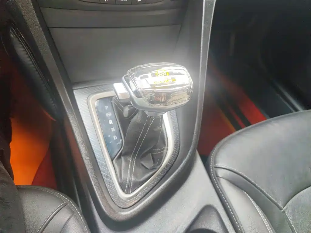 Buick Excelle 2019 — фото 14