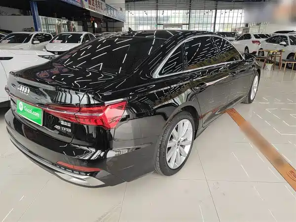 Audi A6L 2023