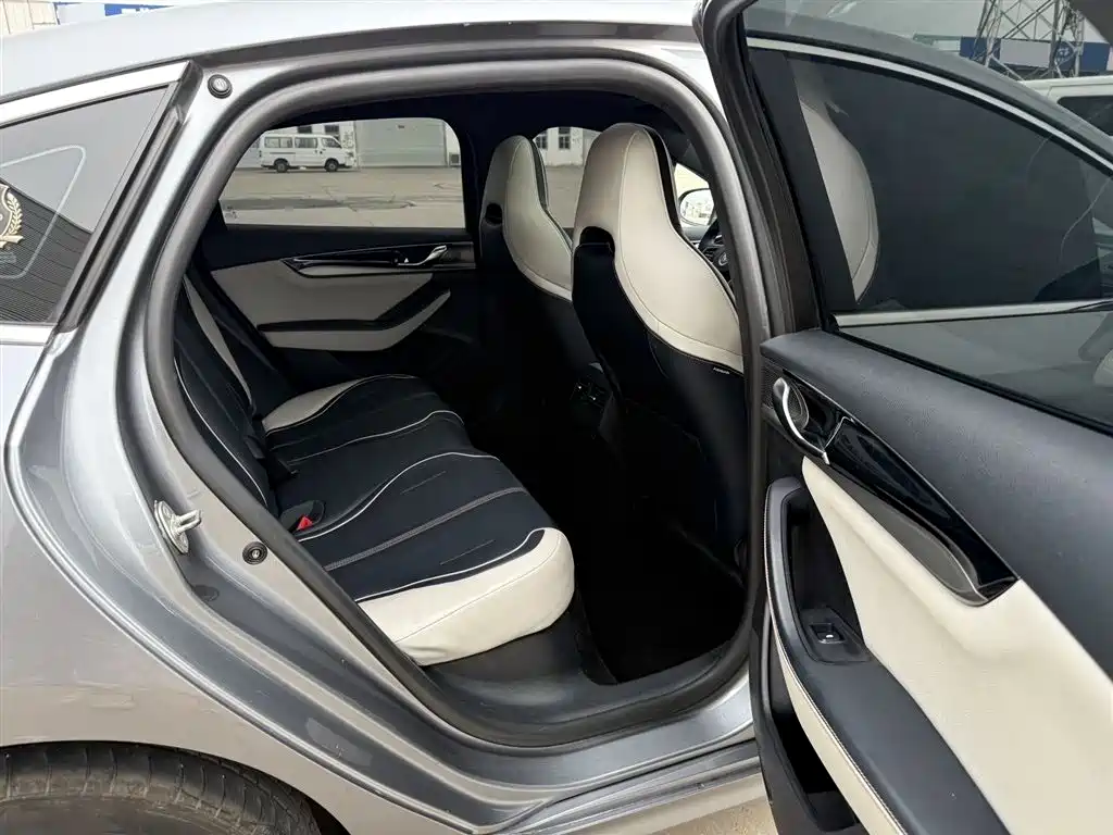 BYD Qin PLUS 2023 — фото 14