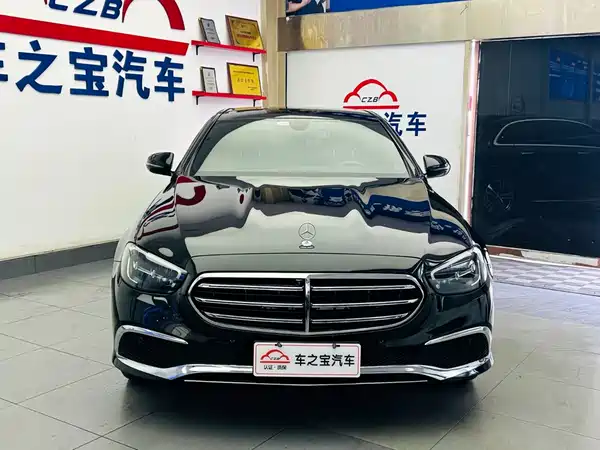 Mercedes-Benz E-Class 2022