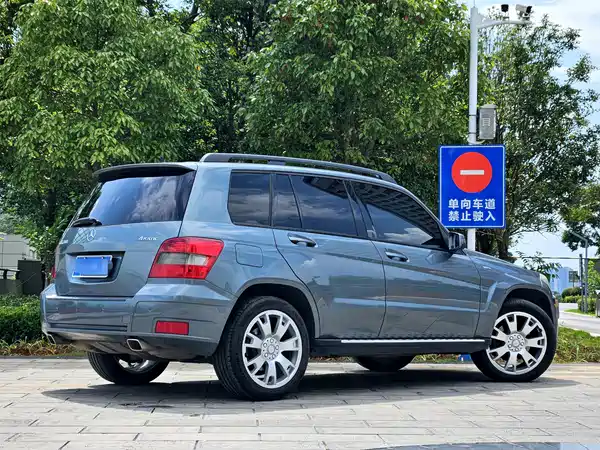 Mercedes-Benz GLK-Class 2012