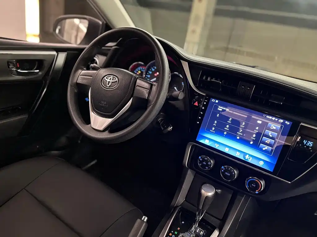 Toyota Corolla 2019 — фото 14