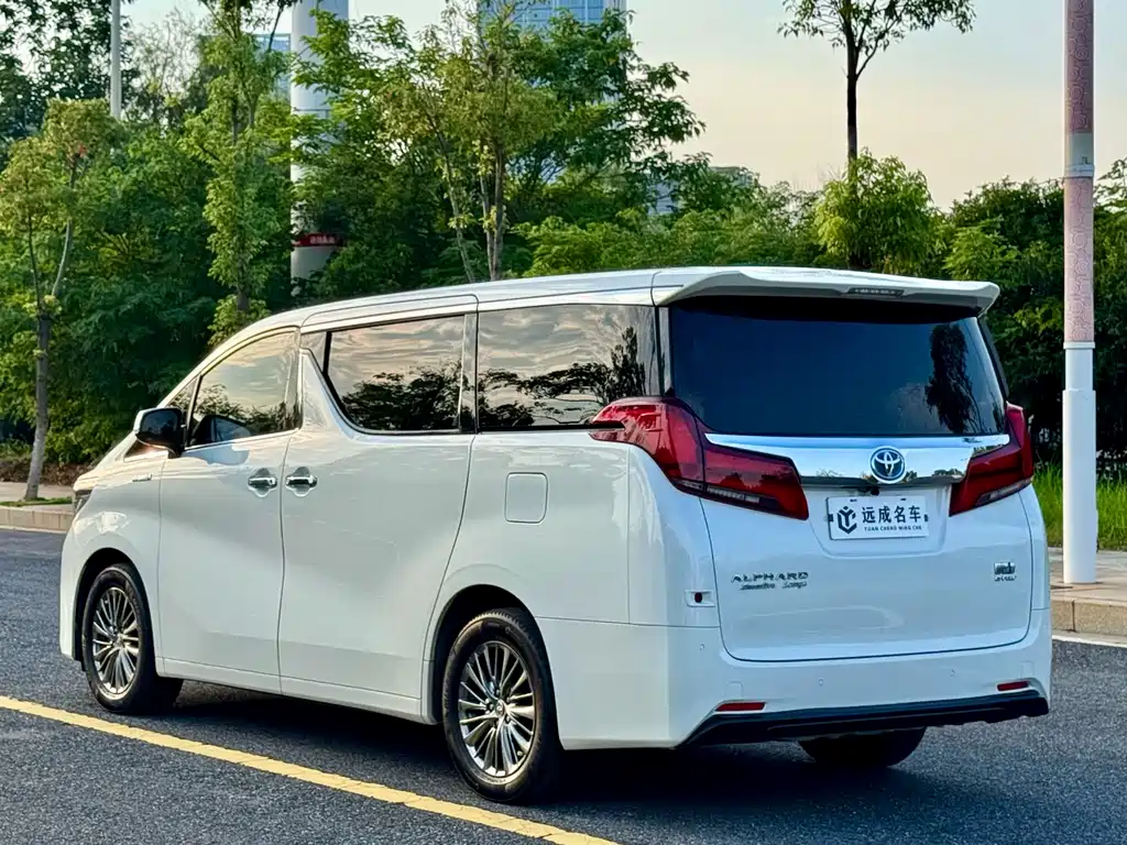 Toyota Alphard 2019 — фото 7
